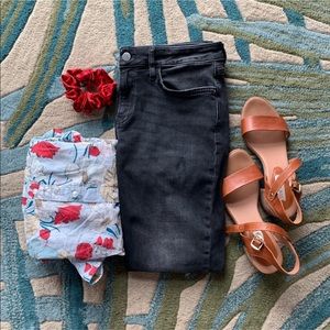 Calvin Klein Midrise Cropped Ankle Skinny 30 Jeans